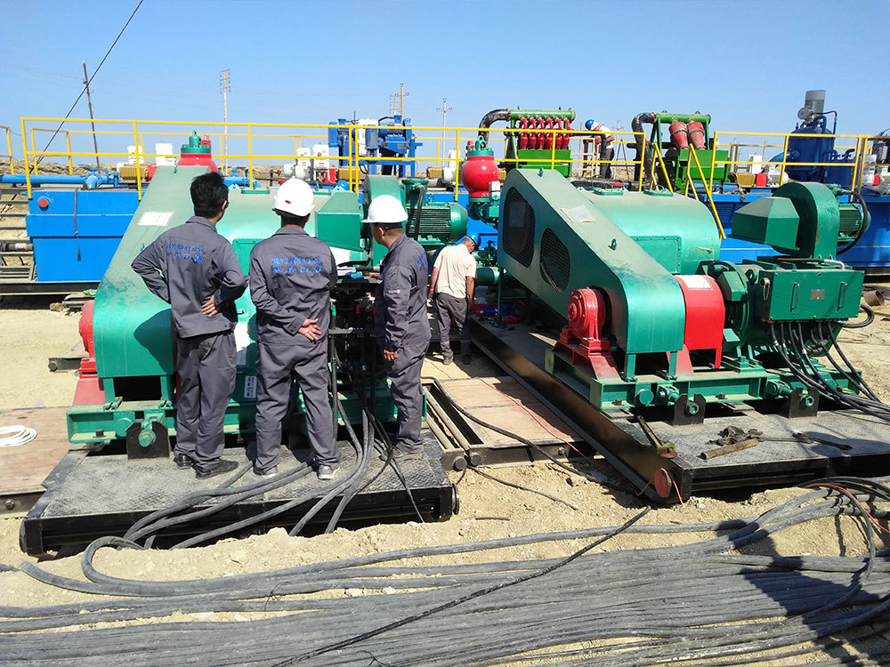 Ensayo de puesta en marcha de la bomba eléctrica dual F - 800 de Azerbaiyán